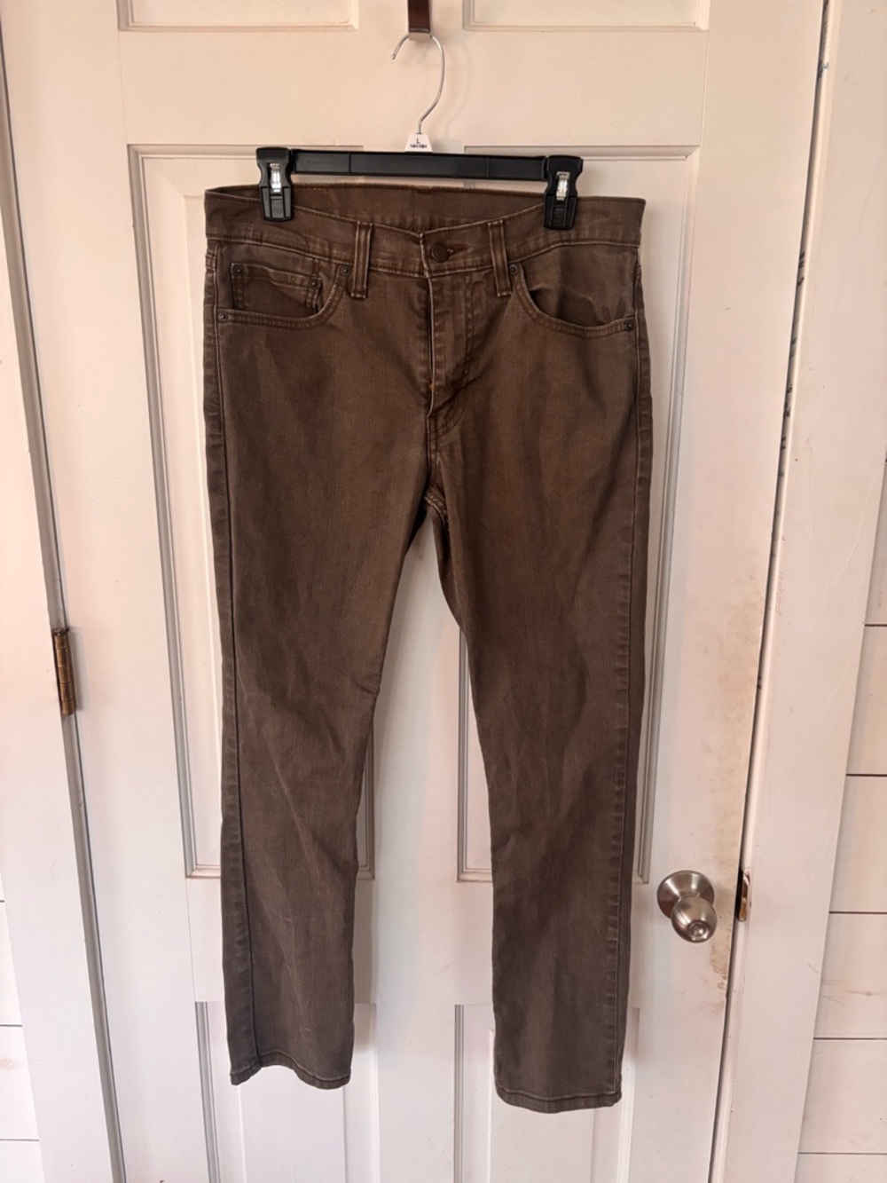 Levi's 500 Series Gray  Slim Straight Denim Jeans Men's Medium Wash Logo Accents